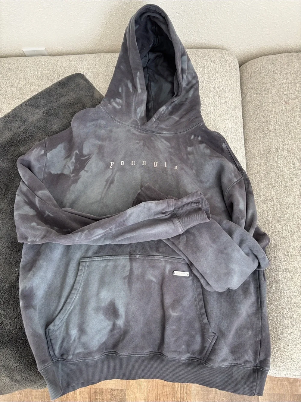 YoungLA Men’s Size L Tie Dye Hooded Sweatshirt - Picture 2 of 6